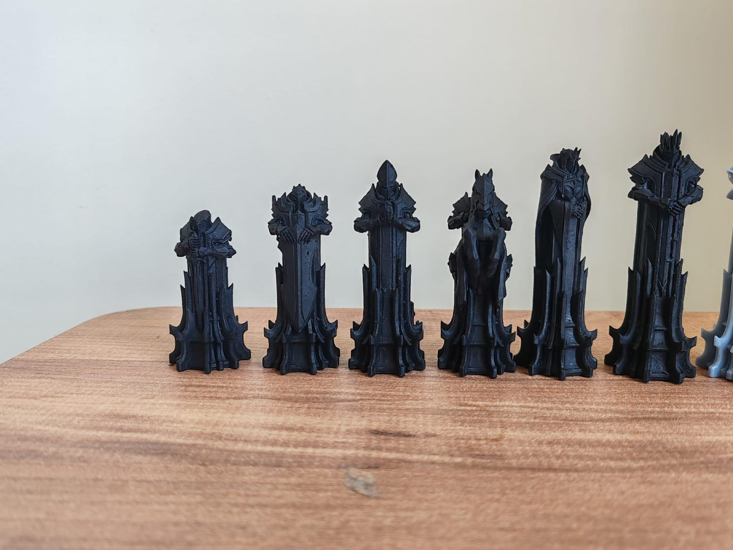 12K Resin Knight Chess Pieces: Unpainted Medieval Set