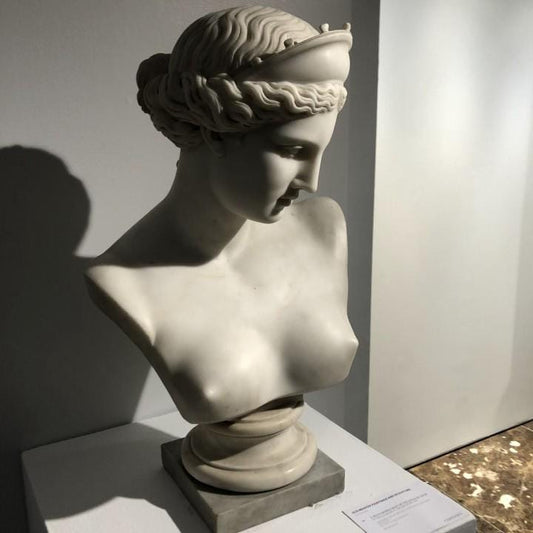 Venus de Capua Bust | Roman Goddess Statue | Naples Museum Replica | 12k Resin or Marble composite PLA