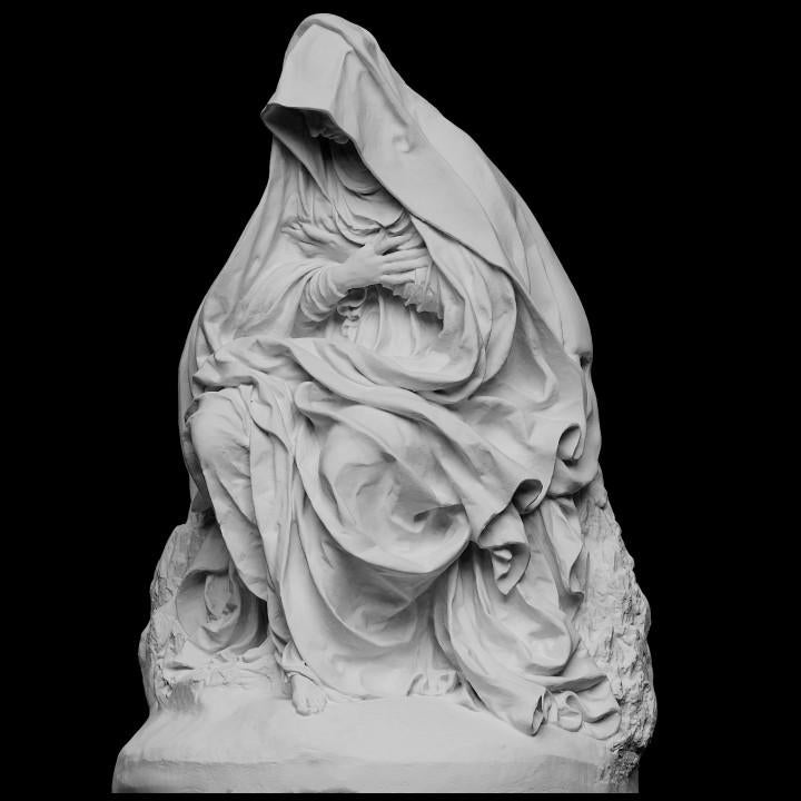 Mater Dolorosa Sculpture: 12K Resin Seated Virgin Mary - Renaissance Style