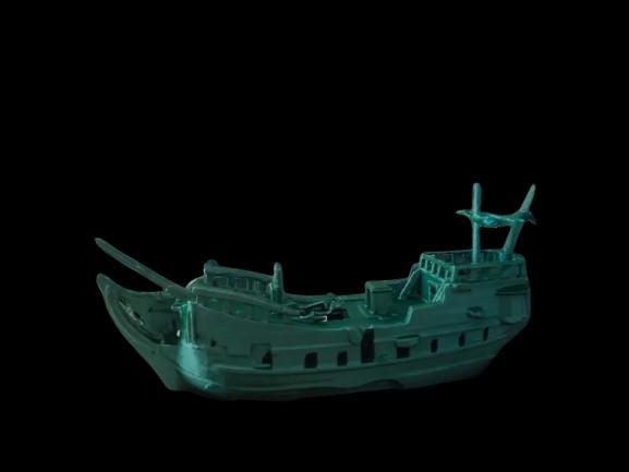 Sunken Pirate Ship Aquarium Decor: Fish Tank Playground