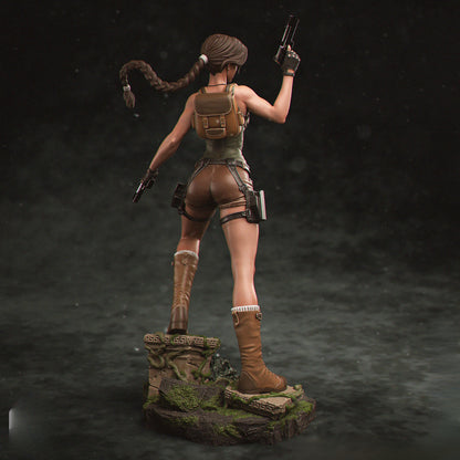 Emerald Tomb Huntress | 12K Resin Print | Femme Fatale Fantasy Figure | Unassembled / Painted GK Kit