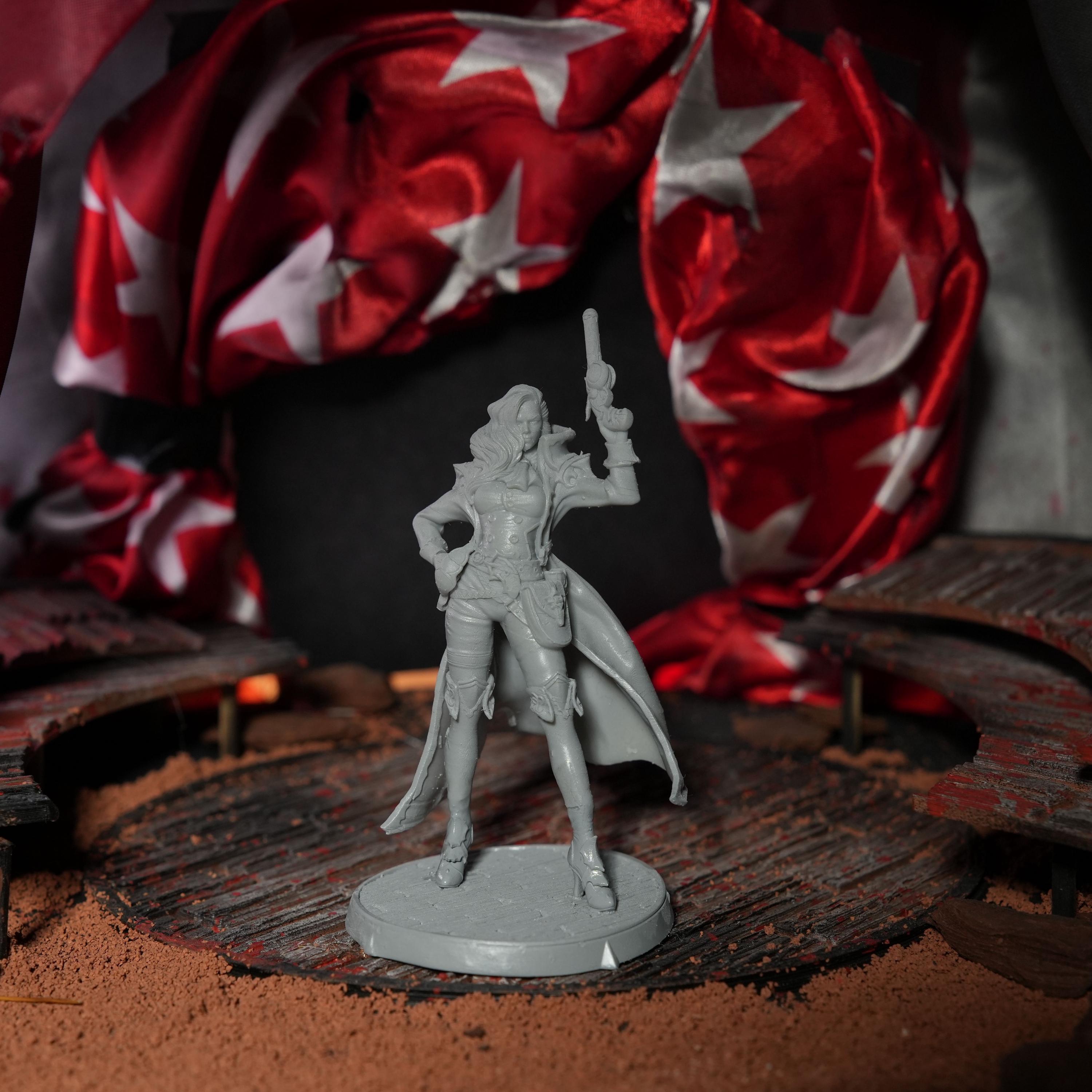 3D Printed Resin Miniature: Hero Woman - 12K Unpainted RPG Figure