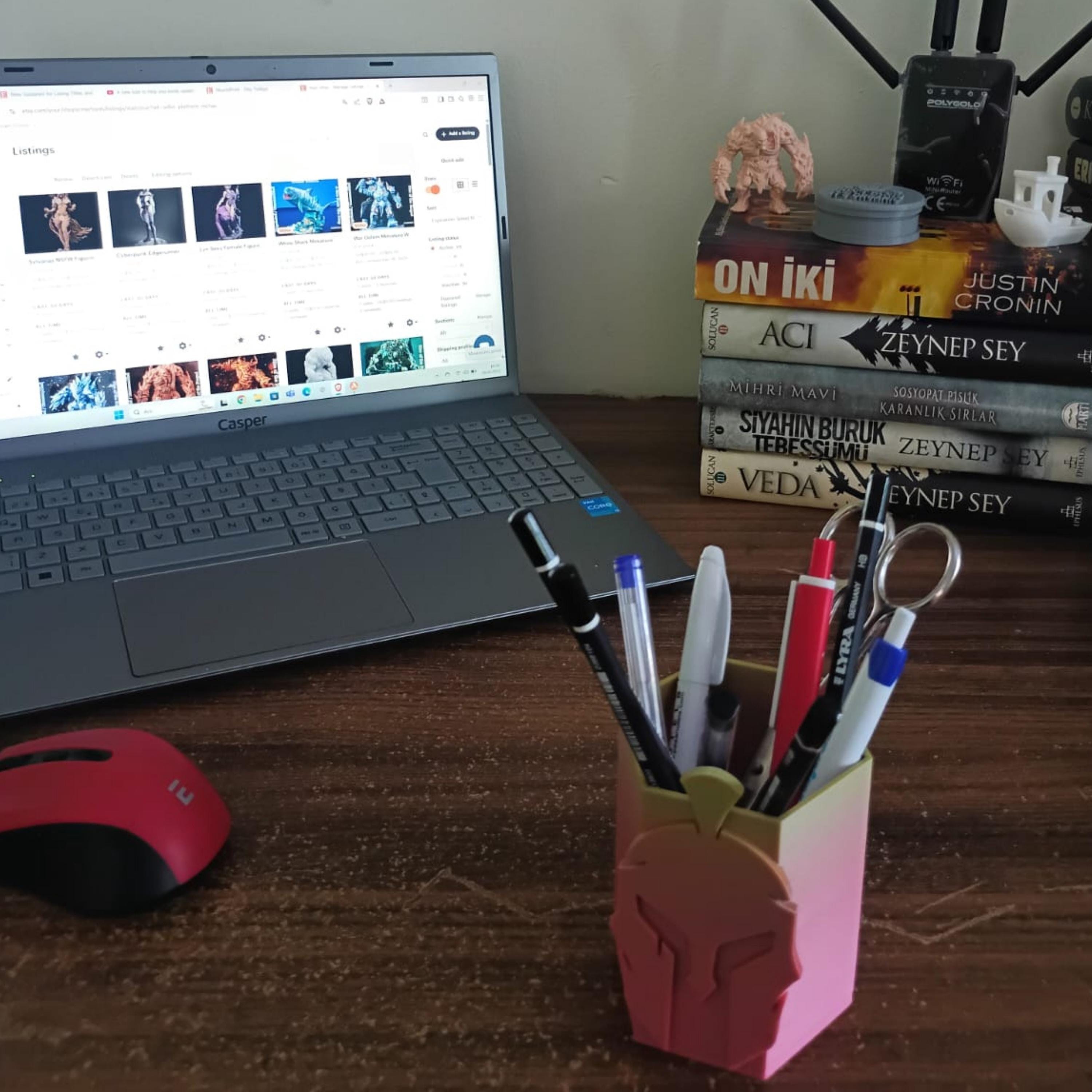 3D Printed Spartan Helmet Pencil Holder: Ancient Greek Desk Organizer