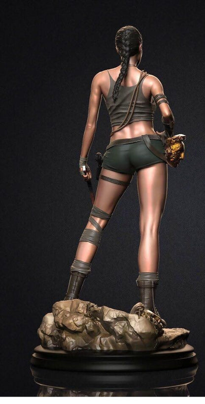 This 1/6 scale Lara Croft 12K hand-painted figure