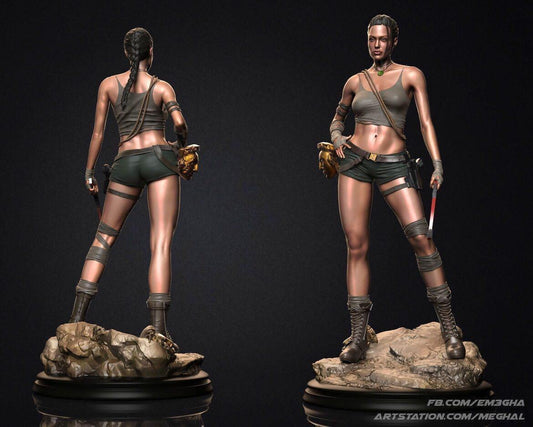 This 1/6 scale Lara Croft 12K hand-painted figure